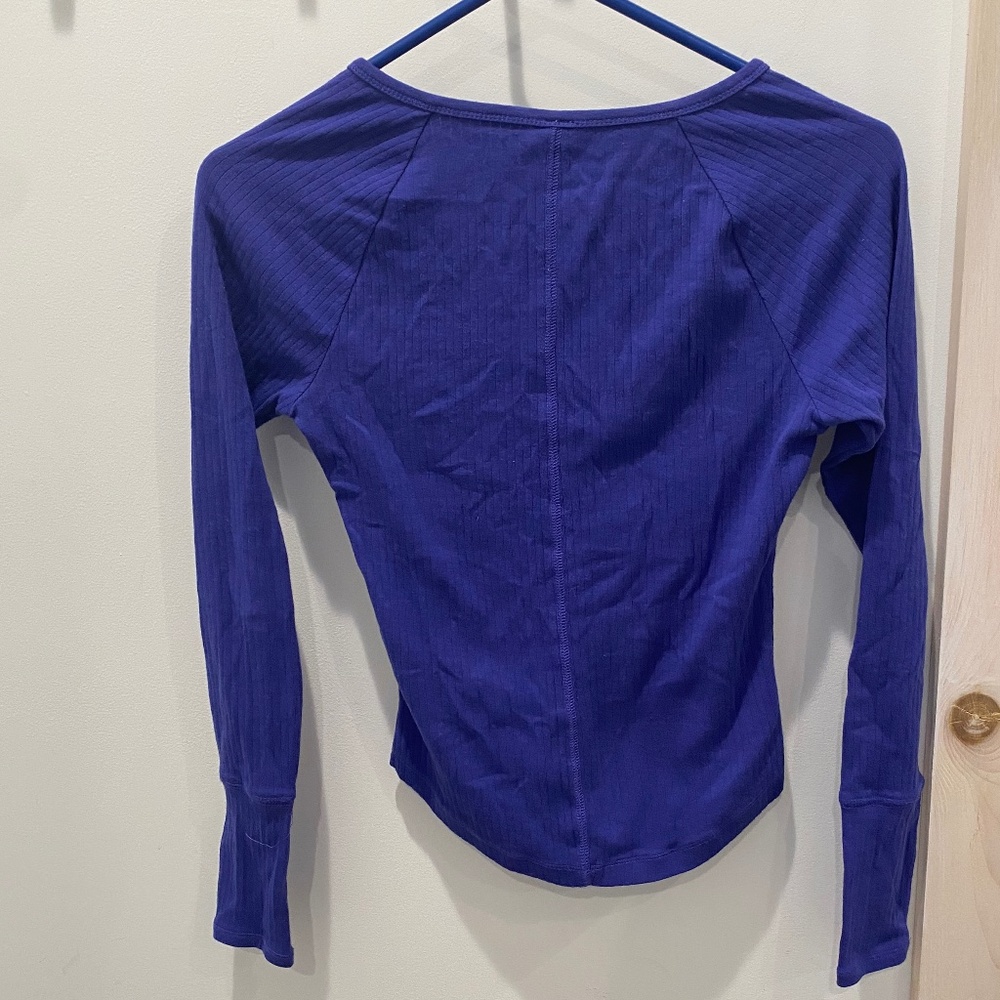 Intimately Free People Notched V Neck Ribbed Shirt Sz. S - Picture 3 of 3